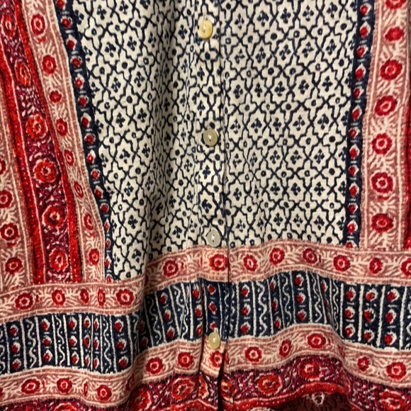 Lucky tank top size medium - Picture 3 of 4